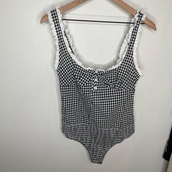 Free People Cassie Bodysuit - Picture 4 of 9